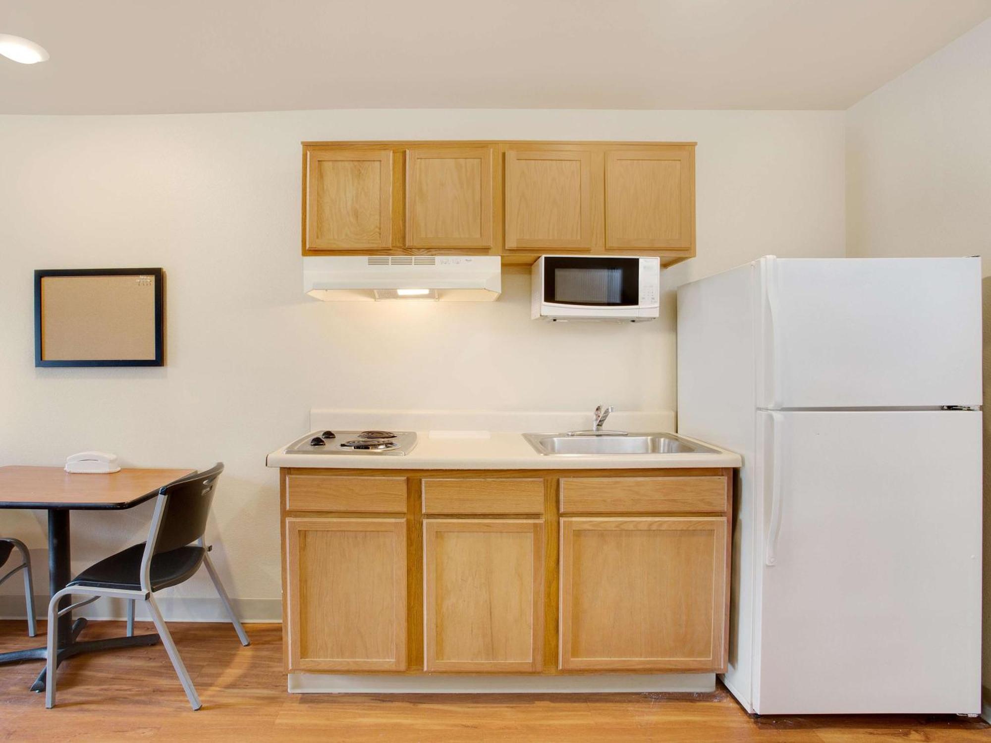 Extended Stay America Select Suites - Mobile - I-65 ภายนอก รูปภาพ