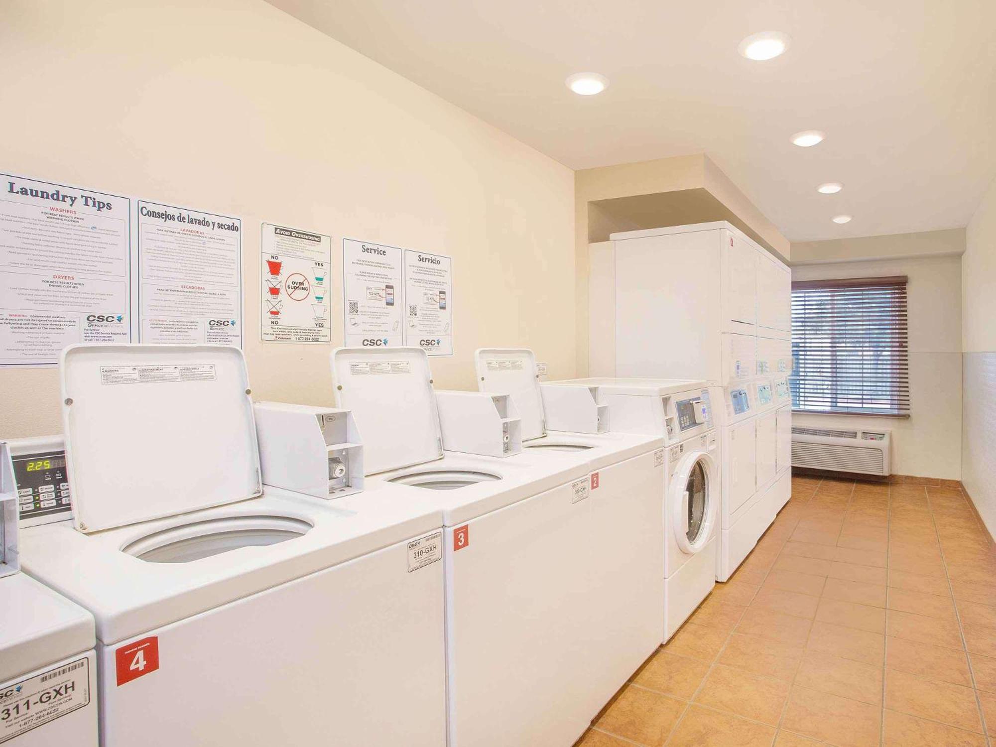 Extended Stay America Select Suites - Mobile - I-65 ภายนอก รูปภาพ